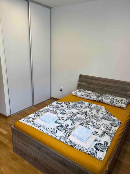 Brand New Apartment In The Heart Of 布拉迪斯拉发 外观 照片